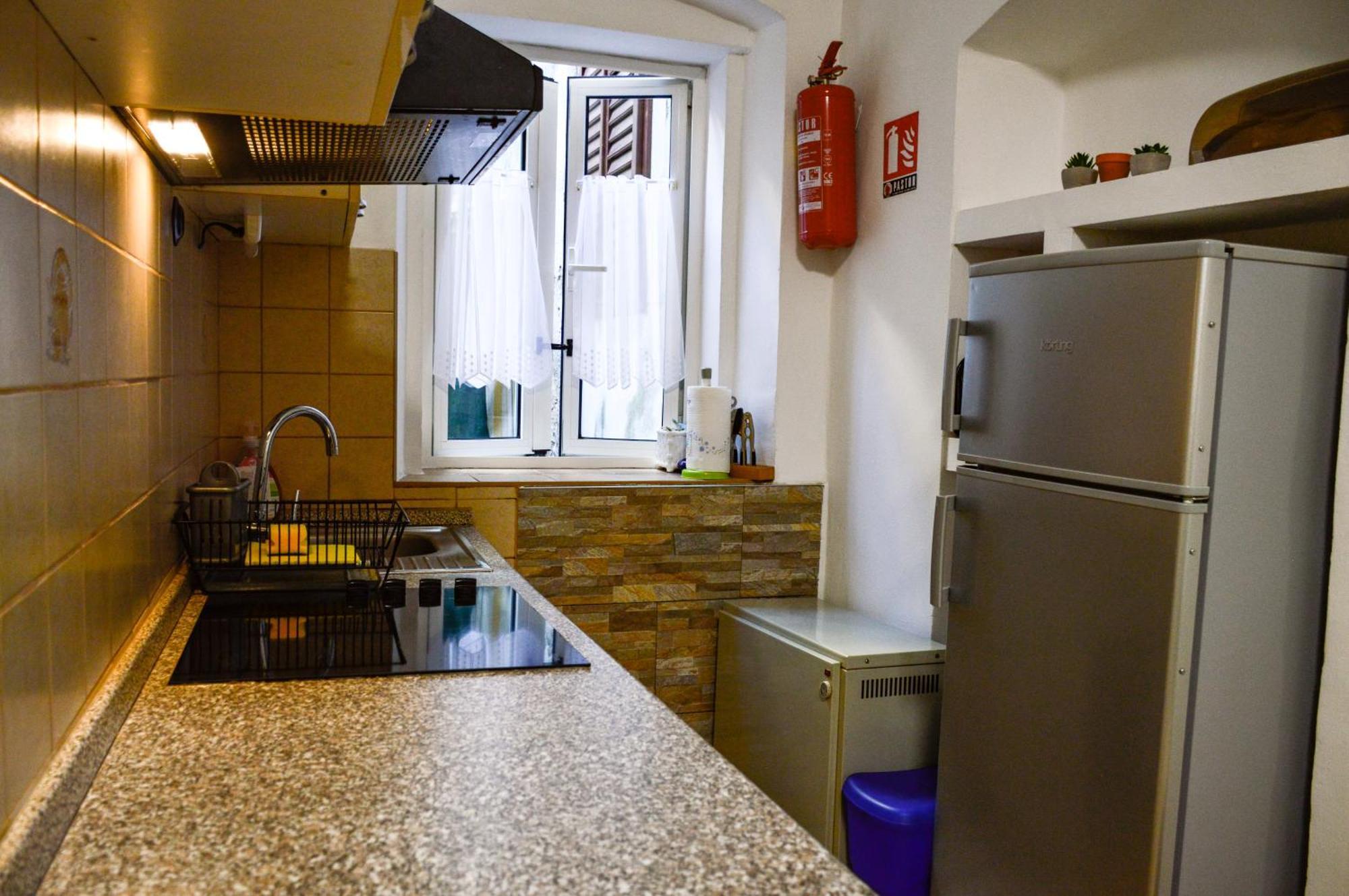 Charming Marine Style Apartment 크레스 외부 사진
